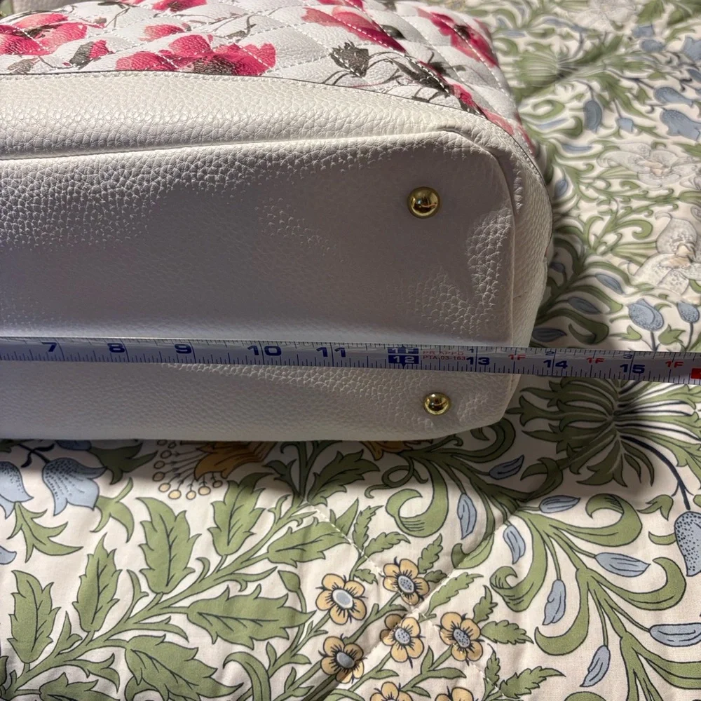 Liz Claiborne Rose Print Floral Shoulder Bag in White and Pink